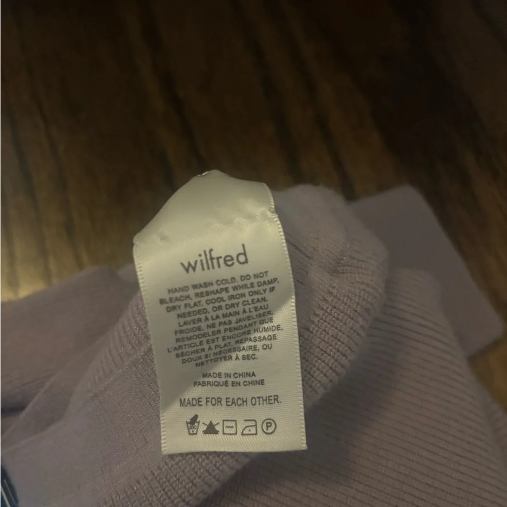 Aritzia- Wilfred Tuscany Sweater - Picture 5 of 5